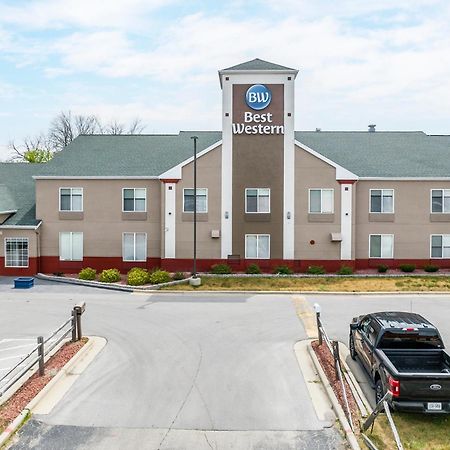 Best Western Watertown Bagian luar foto