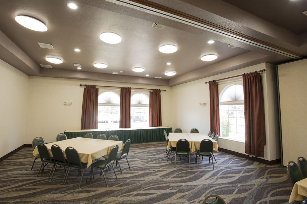 Best Western Watertown Bagian luar foto