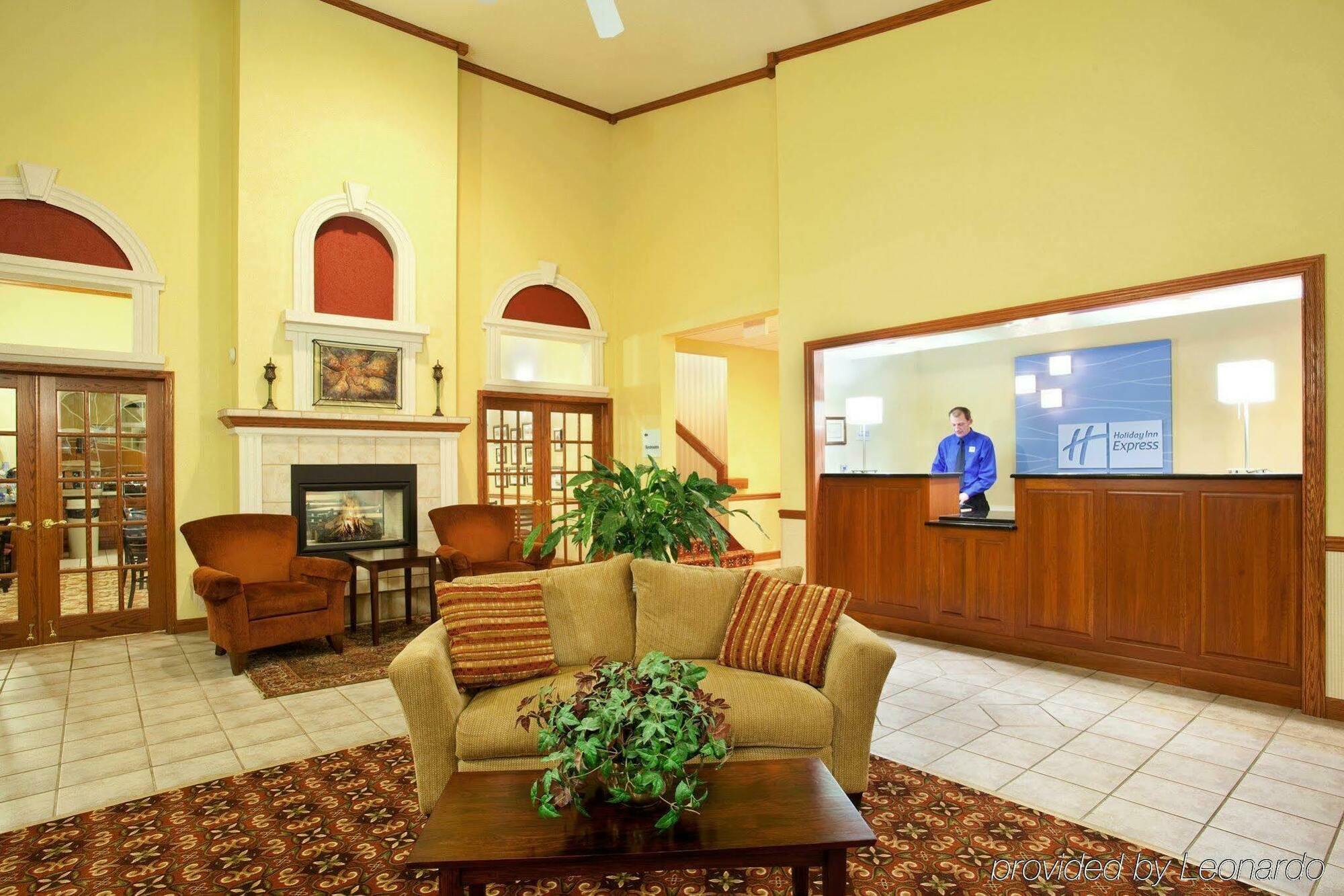 Best Western Watertown Bagian luar foto