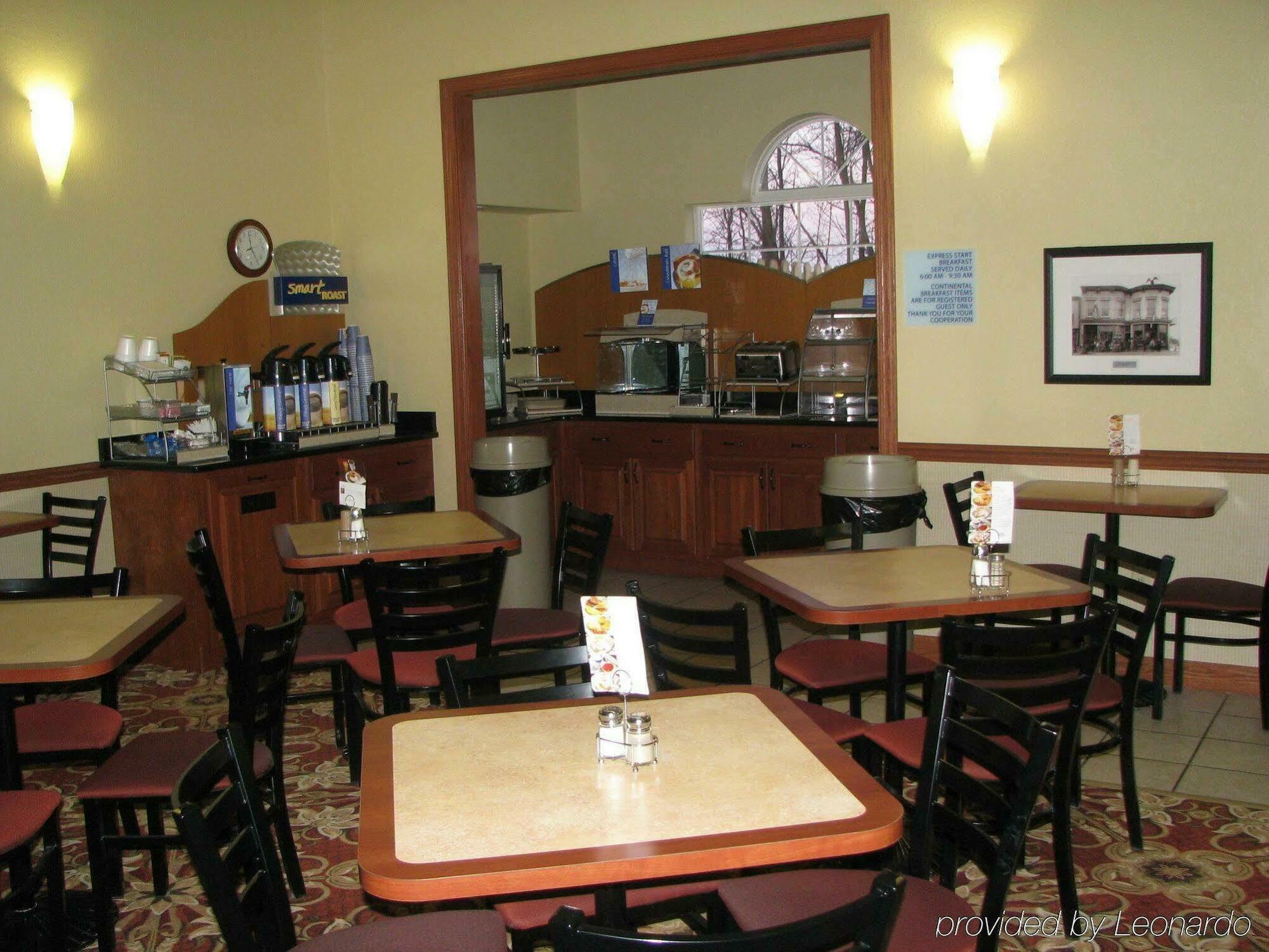 Best Western Watertown Bagian luar foto