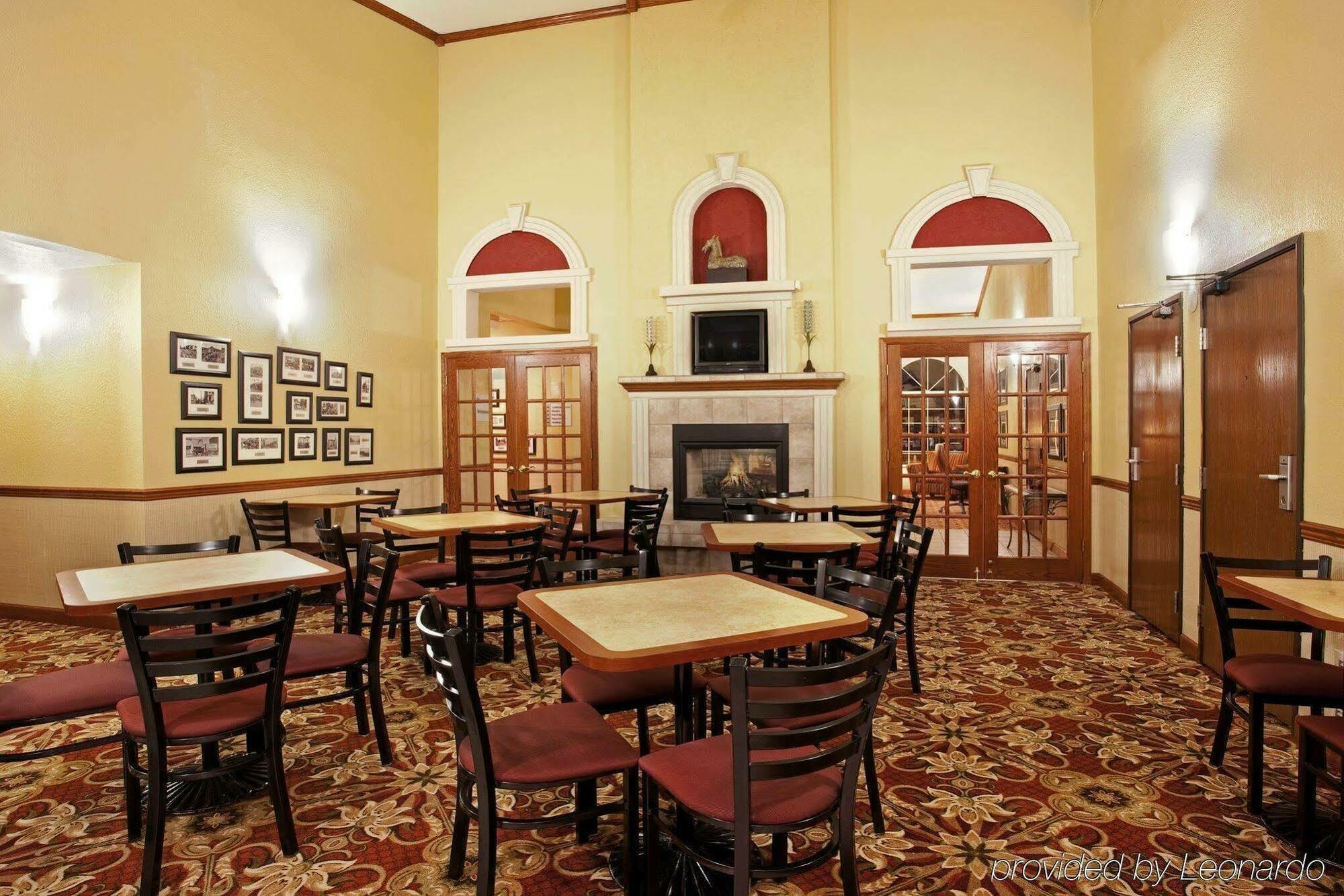 Best Western Watertown Bagian luar foto