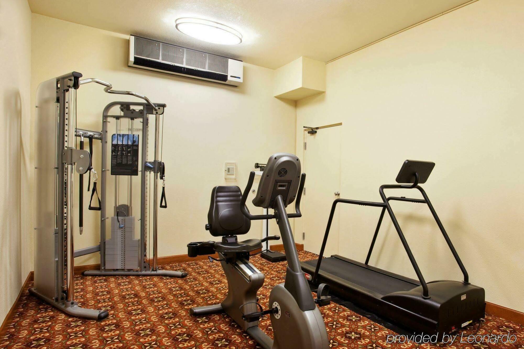 Best Western Watertown Bagian luar foto